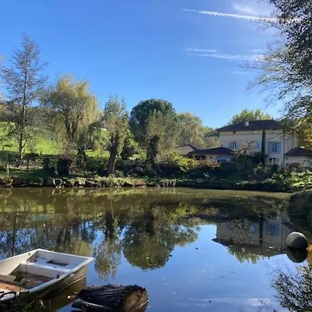 Bed & Breakfast Les Chambres Des Eaux